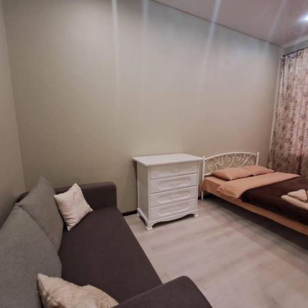 Viva Olive - Студия Со Спальней В Центре Kremenchuk Exterior photo